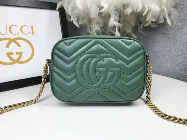 激安グッチバッグコピー角部分ディテール